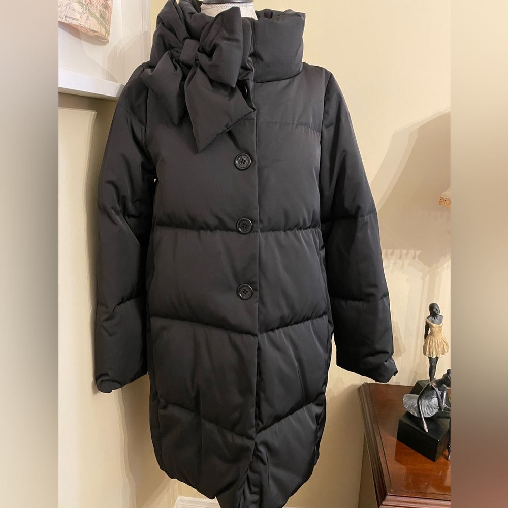Beautiful black coat. - Picture 2 of 9